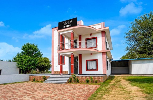Salasar House | Collection O Salasar Balaji Temple