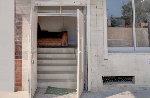 South West House | Collection O Uttam Nagar West Metro