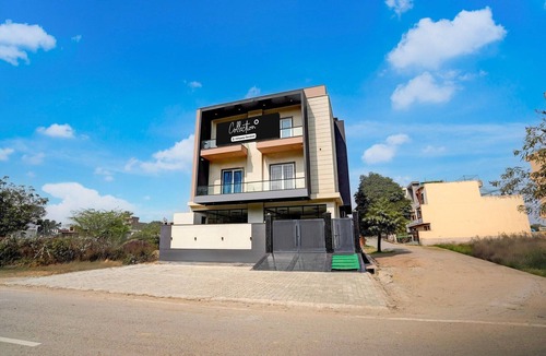 Greater Noida House | Collection O Zeta I Noida