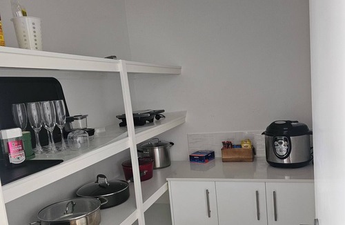 Hilbert House | Come & experience comfort away from home, locates 2mins away from the highway.