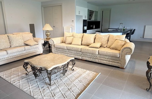 Wallan House | comfort, serenity, and family togetherness await