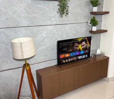 5th Block Apartment | Comfortable 1BHK in Koramangala