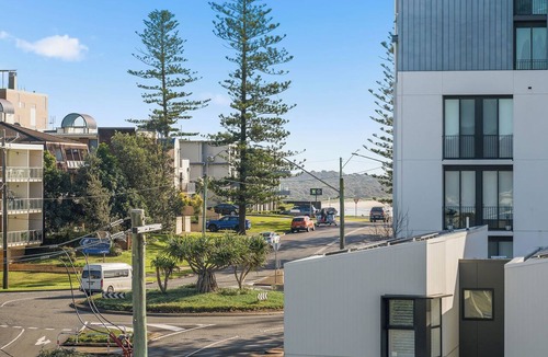 Port Macquarie Apartment | Comfortable Apartment in the Popular Fountain Court Complex