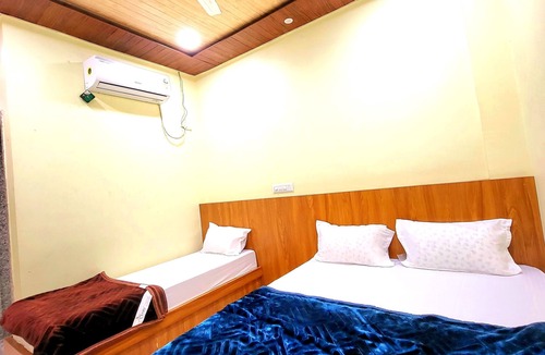Ujjain Hotel | Comfortable & Clean Stay with Fast Wi-Fi and Easy Check-In
