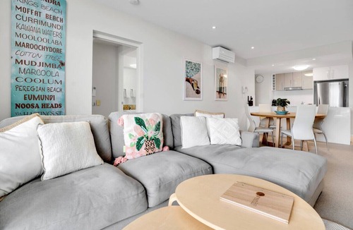 Kings Beach Apartment | Cosy styled Apt w pool and spa