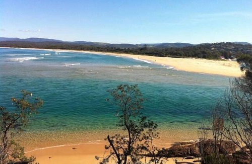 Merimbula Cottage | Cottage overlooking Merimbula Bay