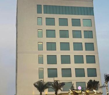 Jalandhar Hotel | Country Inn Jalandhar