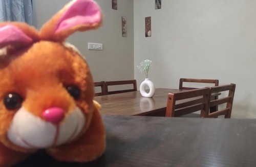 Jayanagar House | Cozy Room in a Peaceful Villa, NAL Layout, 4th block