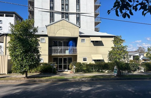Chermside Apartment | Cozy Self Contained Studio in Chermside