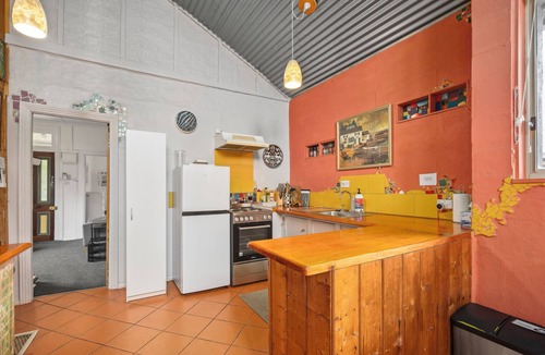 Hepburn Springs Cottage | CROFT COTTAGE near Hepburn Mineral Springs Reserve
