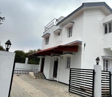 Fern Hill House | Crown Crest