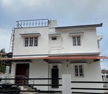 Fern Hill House | Crown Crest