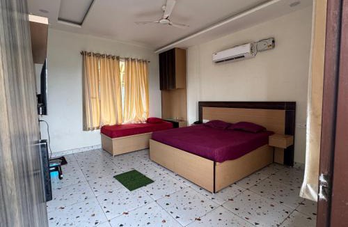 Karnal Hotel | Crystael Hotel