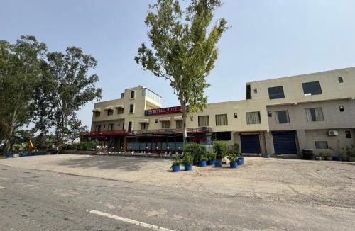 Karnal Hotel | Crystael Hotel