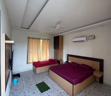 Karnal Hotel | Crystael Hotel
