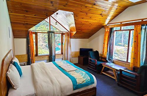 New Manali Hotel | CS Shhandella Hotel