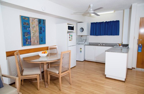 Cullen Bay Hotel | Cullen Bay Resort
