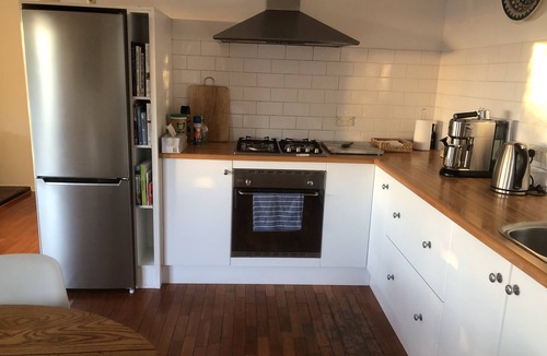 Carrickalinga Cottage | CURROLGA COTTAGE Sweeping Seaviews Coastal Retreat