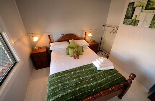 Broken Hill Cottage | Cute cottage, Great Location