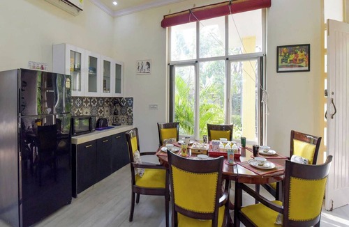 Jamwa Ramgarh Hotel | DanCenter Ayut Sidhhi Pvt Pool and Lawn