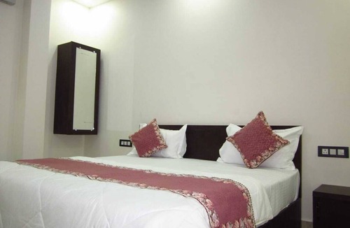 Faizabad Hotel | Dashrath Residency