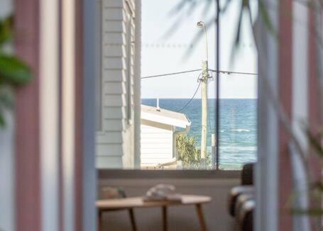 Currumbin Apartment | Daybreak Loft