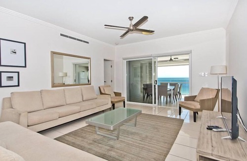 Moreton Island House | Deep Blue Apartment 20 Tangalooma