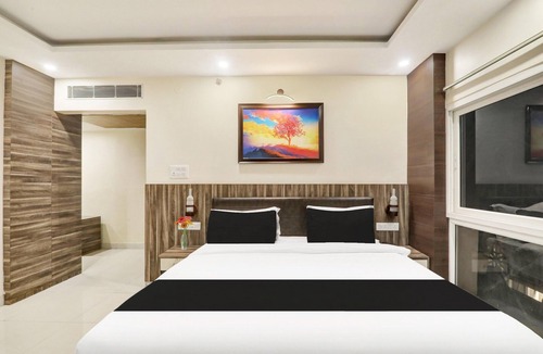 Patna House | Deluxe Kunwar Aalcajars