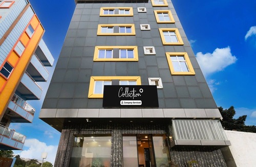 Hyderabad House | Deluxe Super Collection O Kollur Prime