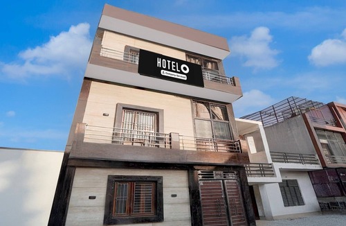 Faizabad House | DeluxeHotel Maa Gargi Dham
