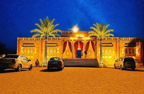 Kanoi Resort | Desert Popular Resort & Camp