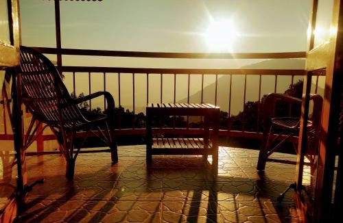 Devikolam Resort | Deshadan Mountain Resort -The highest resort in Munnar