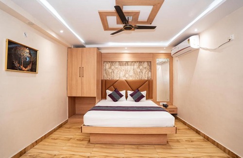 Deoghar Hotel | Devbhoomi Inn