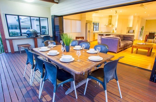 Agnes Water House | Dont Panic Beach Houses Estate