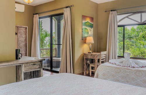 Popoyo Bed & Breakfast | Double Queen Ocean View