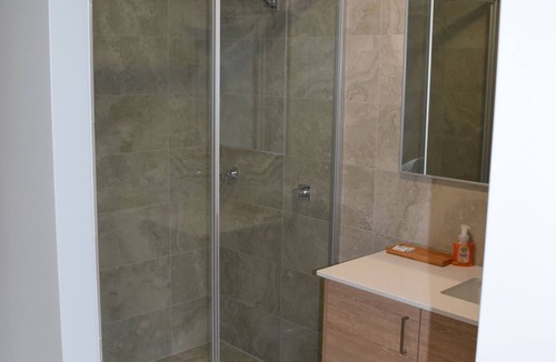 Eagle Bay Bed & Breakfast | Eagle Bay House - Spring Room