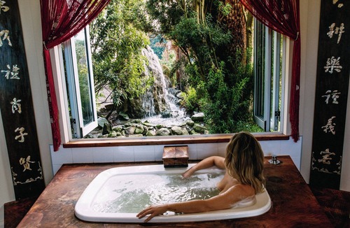 West Kentish Villa | Eagles Nest Retreat - Nest II The Best Mountain Private Spa Villa in Tasmania