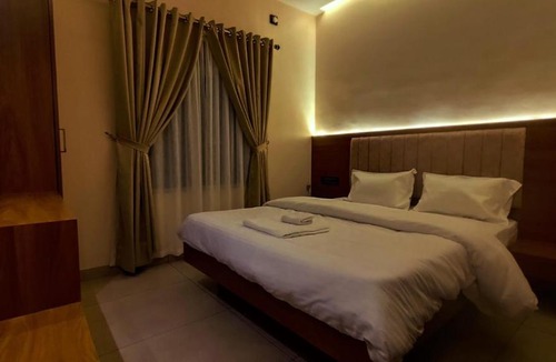Thiruvananthapuram Hotel | El REGALO EXECUTIVE INN