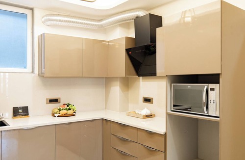Kasauli Apartment | ELIVAAS Privé Royce Silver Oak APT