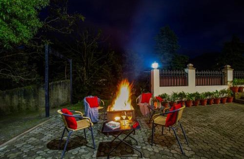 Nainital Villa | ELIVAAS Signature 3 BHK with Entertainment lounge - The Meadow