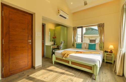 Siolim Villa | ELIVAAS Signature 3 BHK Pool & Bar - Villa Judiline