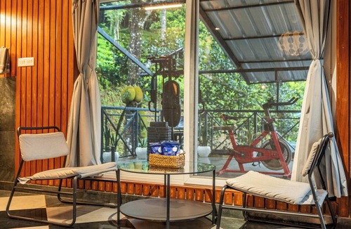 Kunchithanny Villa | ELIVAAS Signature Kavyath Valley Villa