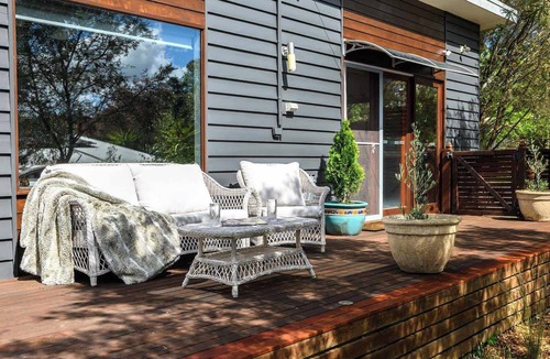 Hepburn Springs House | Elsa Hepburn Springs