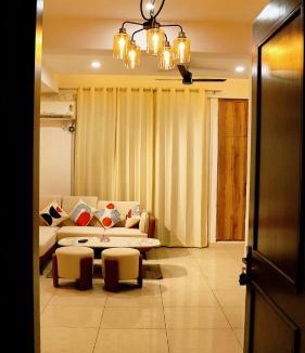 Zirakpur House | Emerald Manor