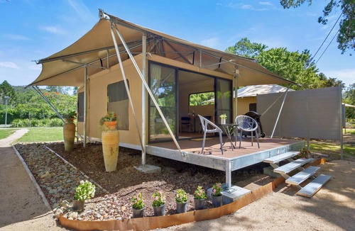 Eudlo Cabin | Eudlo Valley Glamping - Luxury pet-friendly tent stay!