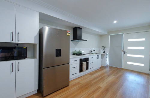 South Bunbury House | Explore the great South West in comfort.
