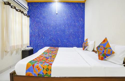 Agra Bed & Breakfast | FabExpress Grand Resort