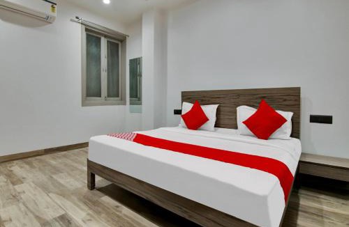New Delhi Hotel | FabHotel Golden Petal