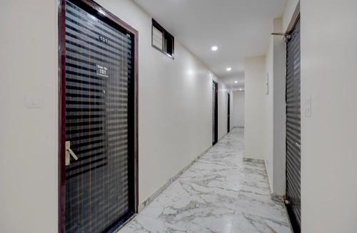 Kalyanpur Hotel | FabHotel Metro Inn