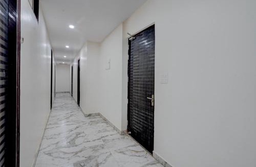 Kalyanpur Hotel | FabHotel Metro Inn